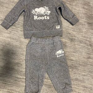 Roots Kids Charcoal Sweatpants and Joggers Set
